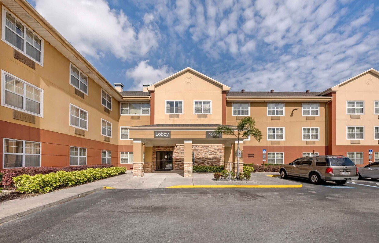 Foto principal - 1036 Greenwood Blvd