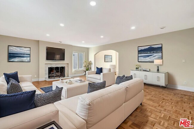 Foto del edificio - 16608 Park Ln Cir