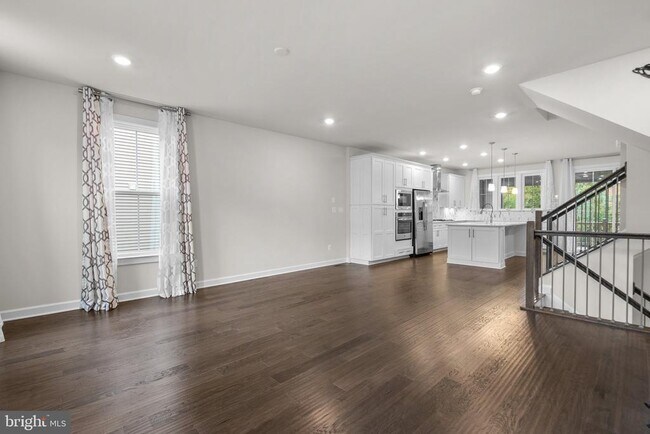 Building Photo - 9271 Wood Violet Ct