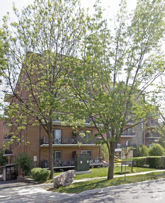 Building Photo - June Street Apartments