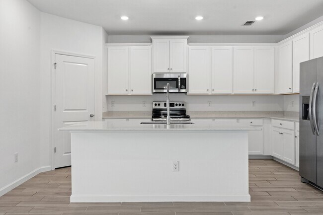 Building Photo - 5637 SW 93rd St