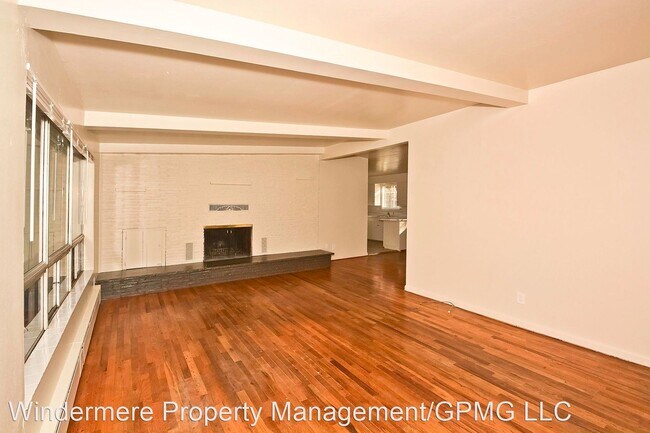 Building Photo - 3 br, 1.5 bath House - 2910 N. Bogus Basin...