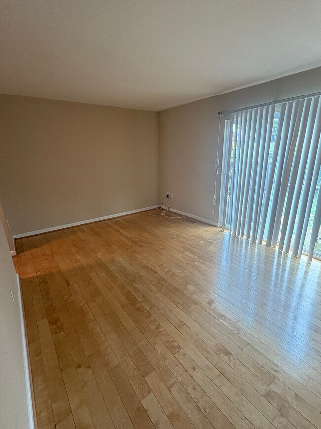 Foto del edificio - 7268 Wood Hollow Terrace