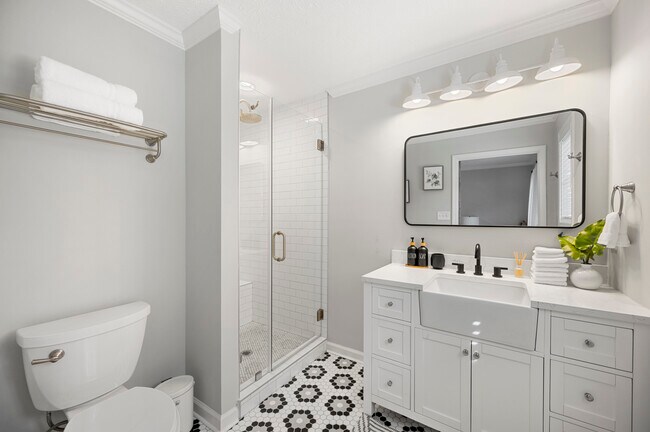 Photo - 703 Eva Kennedy Rd House