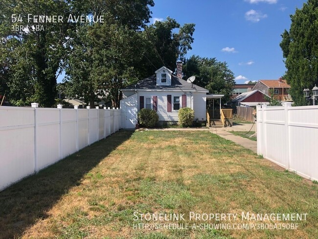 Building Photo - Newly Renovated Single Family Home For Ren...