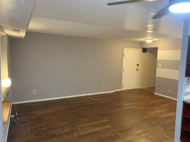 Building Photo - 4000 Gypsy Ln