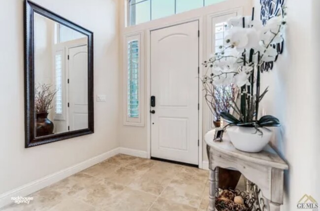 Building Photo - 14728 Plumeria Ct