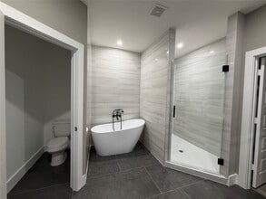 Building Photo - 10055 Grover Ln