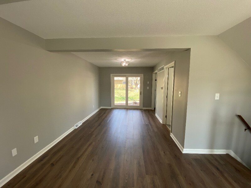 125 SW Donovan Rd, Lee's Summit, MO 64063 Townhome Rentals in Lee's