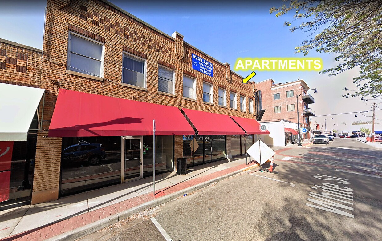 Foto del edificio - White Street Apartments on Campus Corner