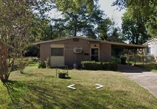 Building Photo - 4925 Haywood Pl