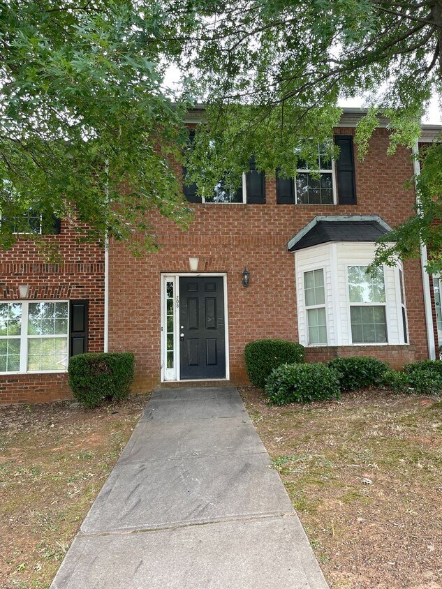 Foto principal - Updated Townhome