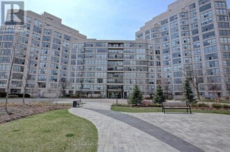 Building Photo - 2267 Lake Shore Blvd W