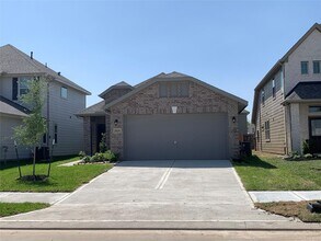 Building Photo - 14218 Singing Oaks Trl