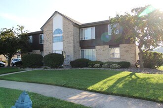 Building Photo - 1411 Berta Dr