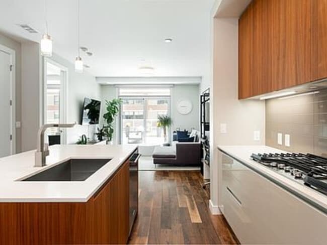 Building Photo - 4200 W 17th Ave