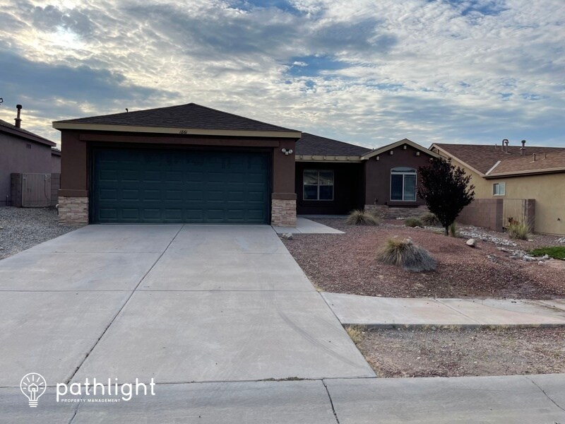 Foto principal - 1861 Camino Rustica SW