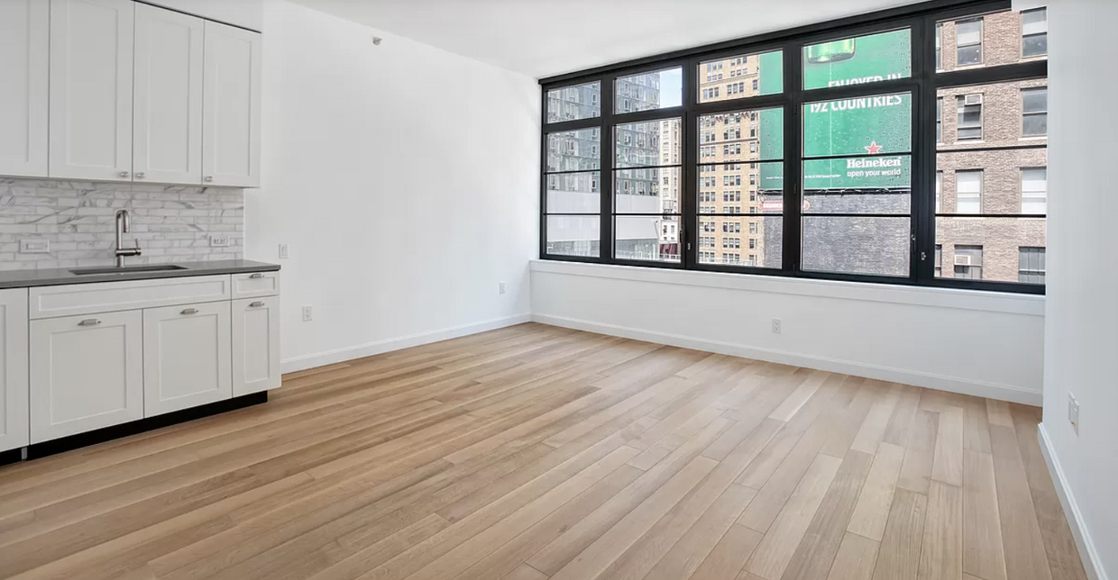 Primary Photo - 50 W 30th St