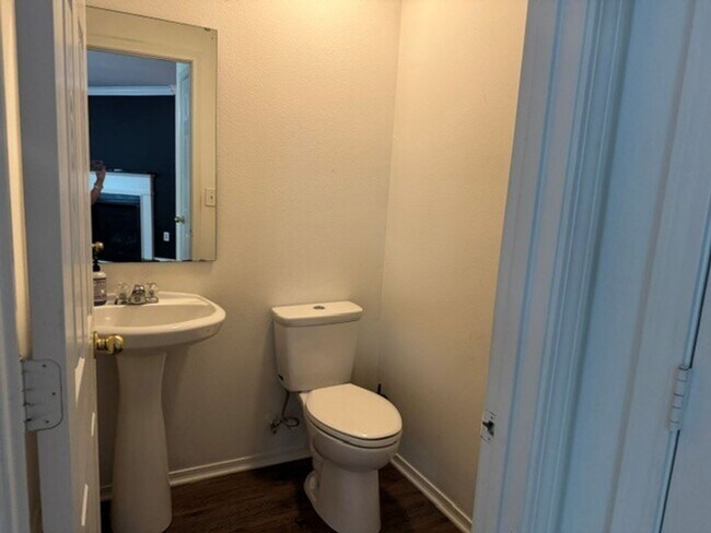 Foto del edificio - Nice 3/4 bedroom home