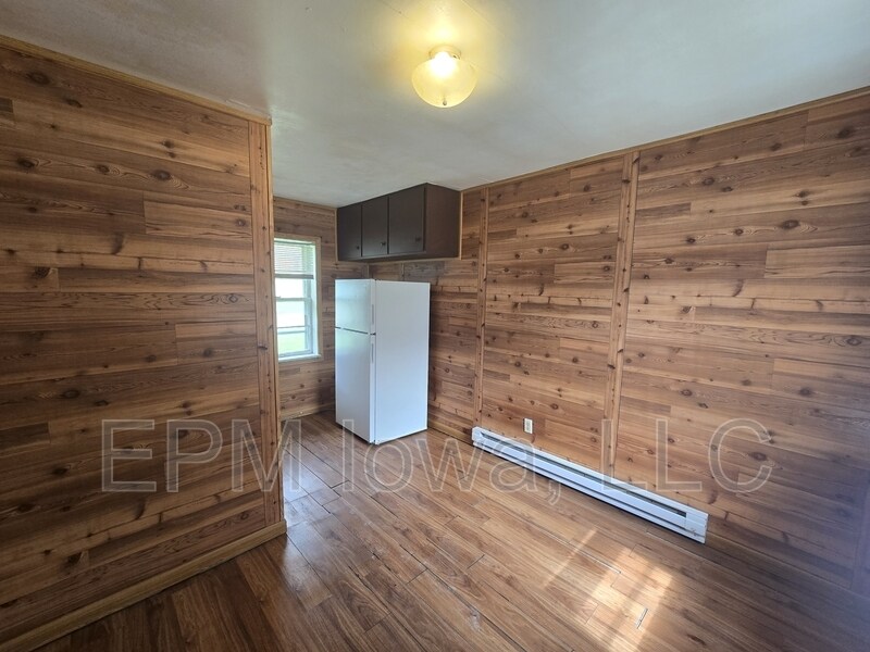 Foto principal - 2836 Independence Ave