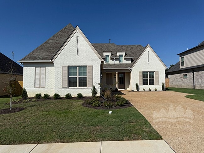 Building Photo - 240 Valleyview Ln