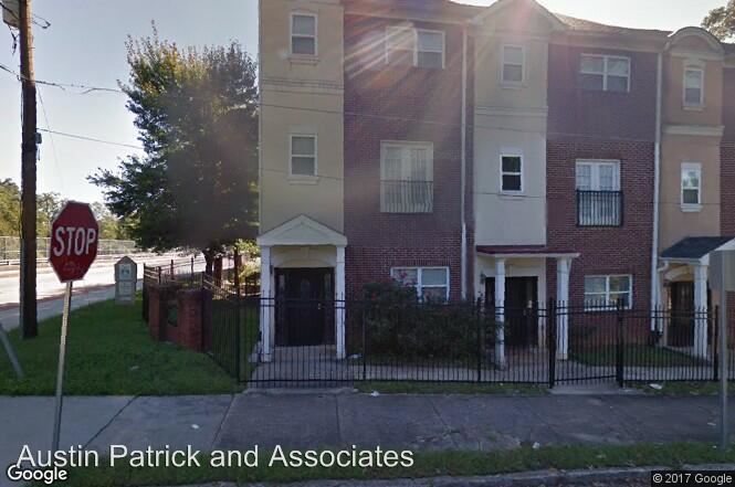 Primary Photo - 1561 Laurel Park Pl SW