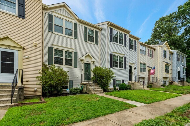 Foto del edificio - 1848 Heather Glen Ct