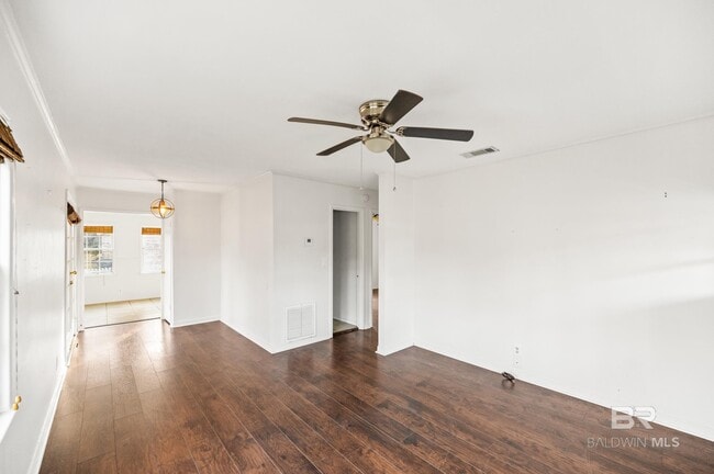 Building Photo - 358 Pecan Ave