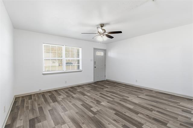 Foto del edificio - 224 E Lk St