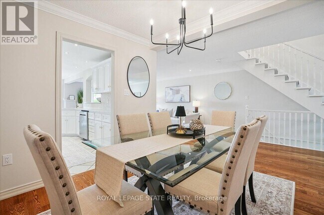 Photo du bâtiment - 55 Edgewater Dr