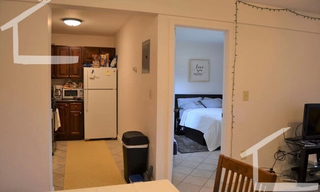 Building Photo - Great value two bedroom in Brighton