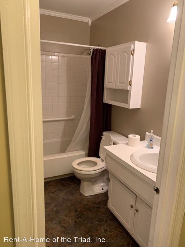 Foto del edificio - 3 br, 2 bath House - 4305 Goldenrod Drive