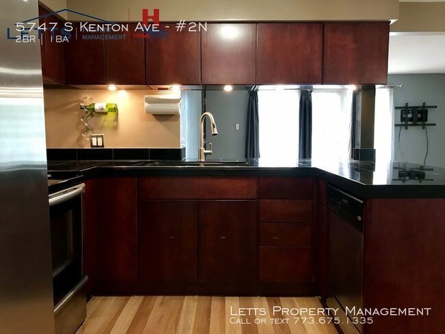 Building Photo - 5747 S Kenton Ave