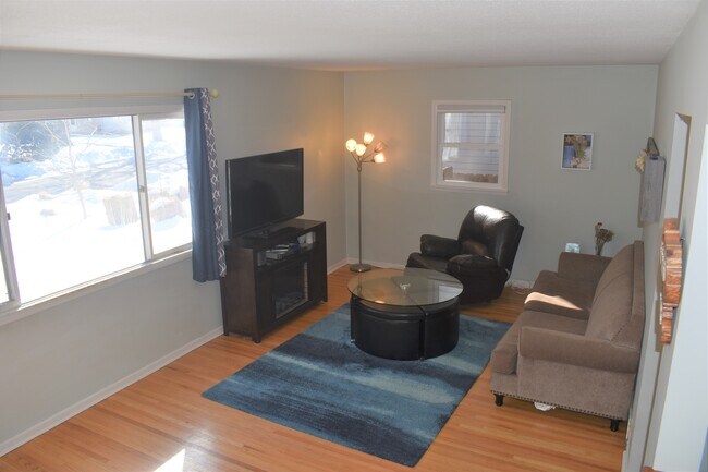 Foto del edificio - 3537 Lee Ave N