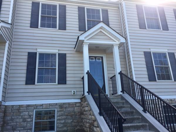 Foto principal - 516 Autumn Ridge Cir