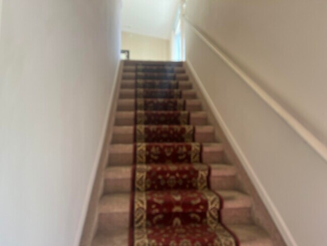 Foto del edificio - 9589 Lakeside Dr