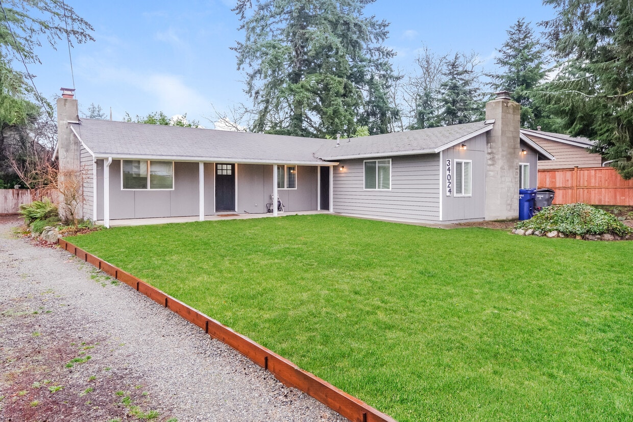 34024 22nd Pl SW, Federal Way, WA 98023 House Rental in Federal Way