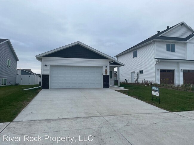 Building Photo - 3 br, 2 bath House - 6709 72nd Avenue South
