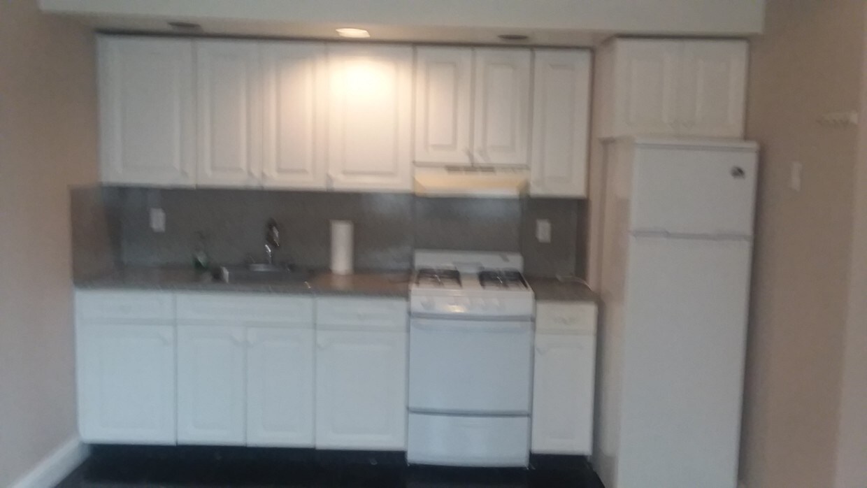 Foto principal - 2714 Harding Ave