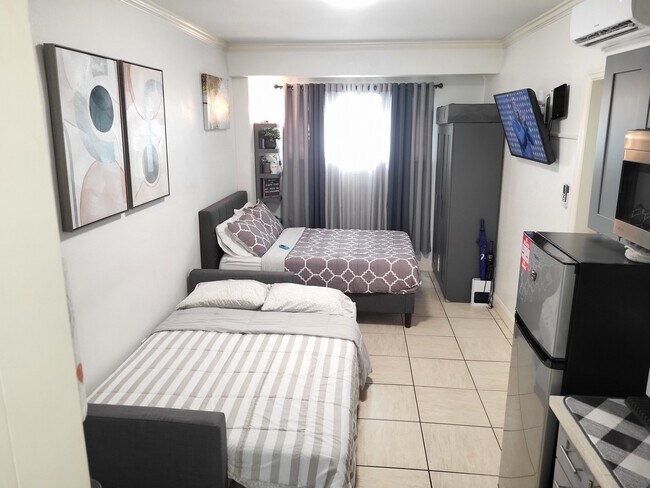 Foto del edificio - 17121 NW 10th Ct