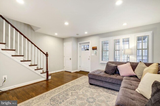 Foto del edificio - 1910 Good Hope Rd SE