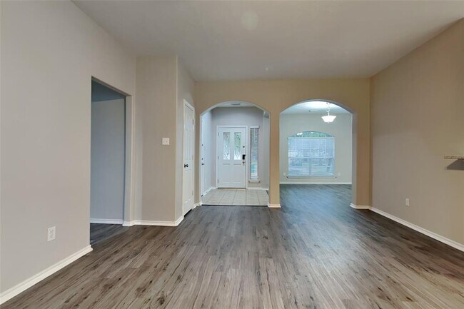 Building Photo - 2311 Rendale Ct