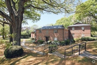 Building Photo - 1337 Briarwood Dr NE