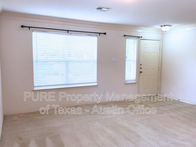 Foto del edificio - 1525 Davis Mountain Loop