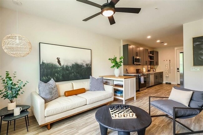 Foto del edificio - 1330 Fairmont Ave NW