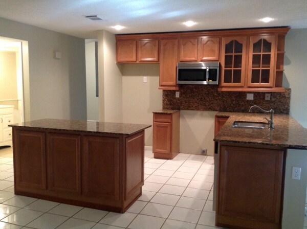 Foto del edificio - 670 Thornridge Ave