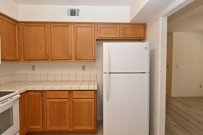 Foto del edificio - 1105 Vista Pointe Cir