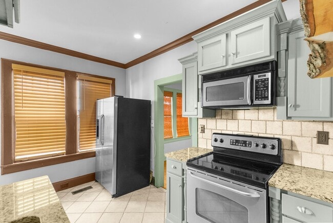 Interior Photo - Burlington Flats