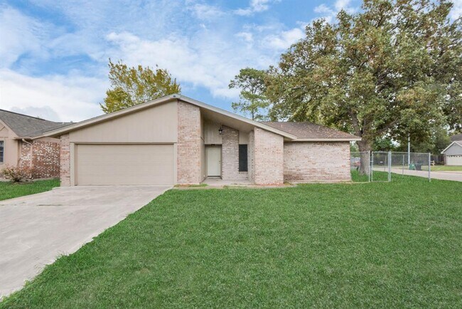 Foto del edificio - 635 Coolwood Dr