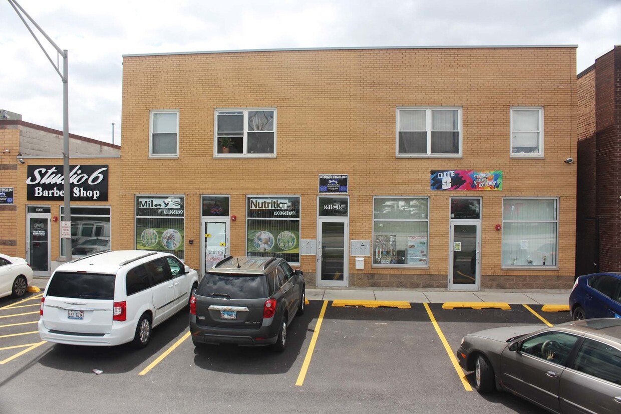 Foto principal - 3516 W North Ave